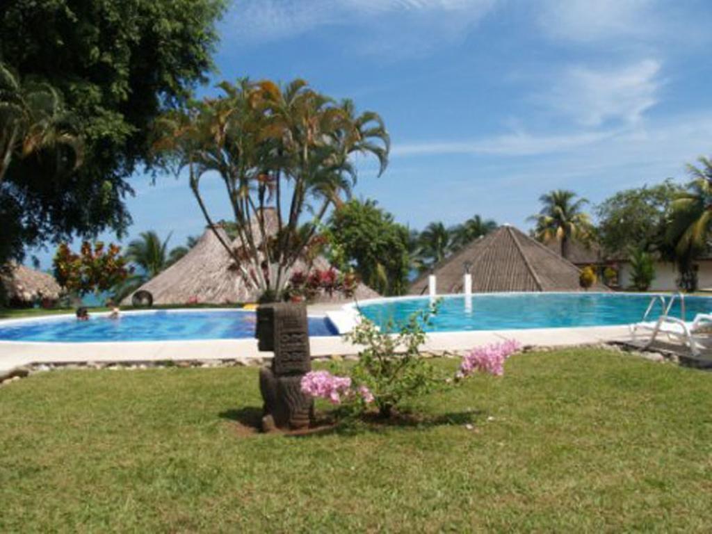 Hotel Maribu Caribe Puerto Limon Exterior photo